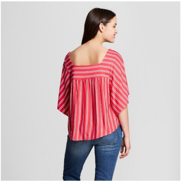 Gifted -- Red and White Blouse - Picture 5 of 5